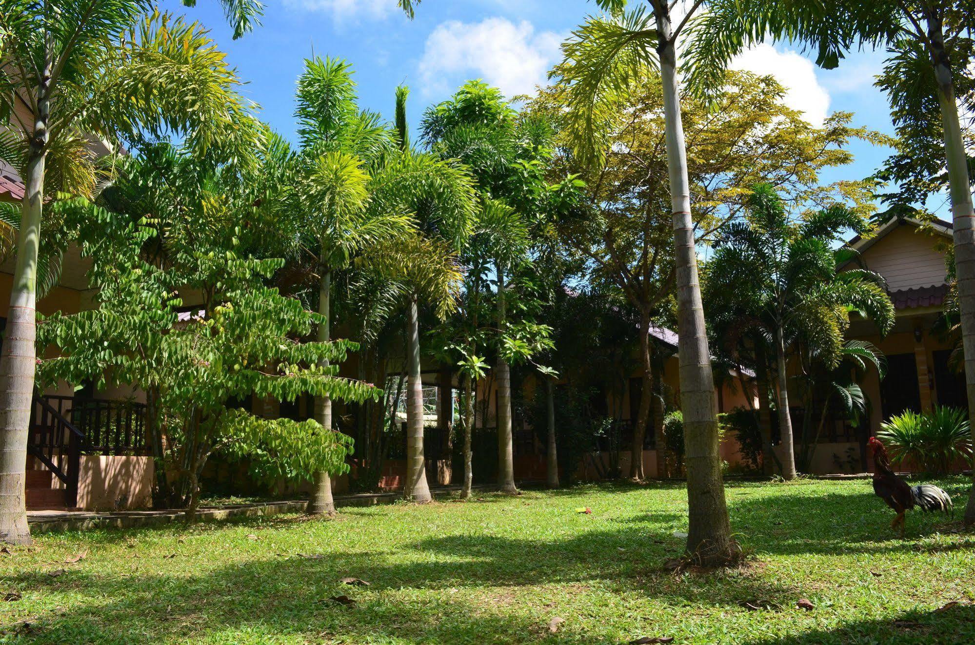 Naraya Resort Koh Lanta Exterior photo